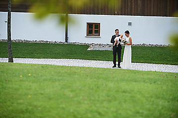 Hochzeit-Katrin-Matthias-Winterstellgut-Annaberg-Salzburg-_DSC2145-by-FOTO-FLAUSEN