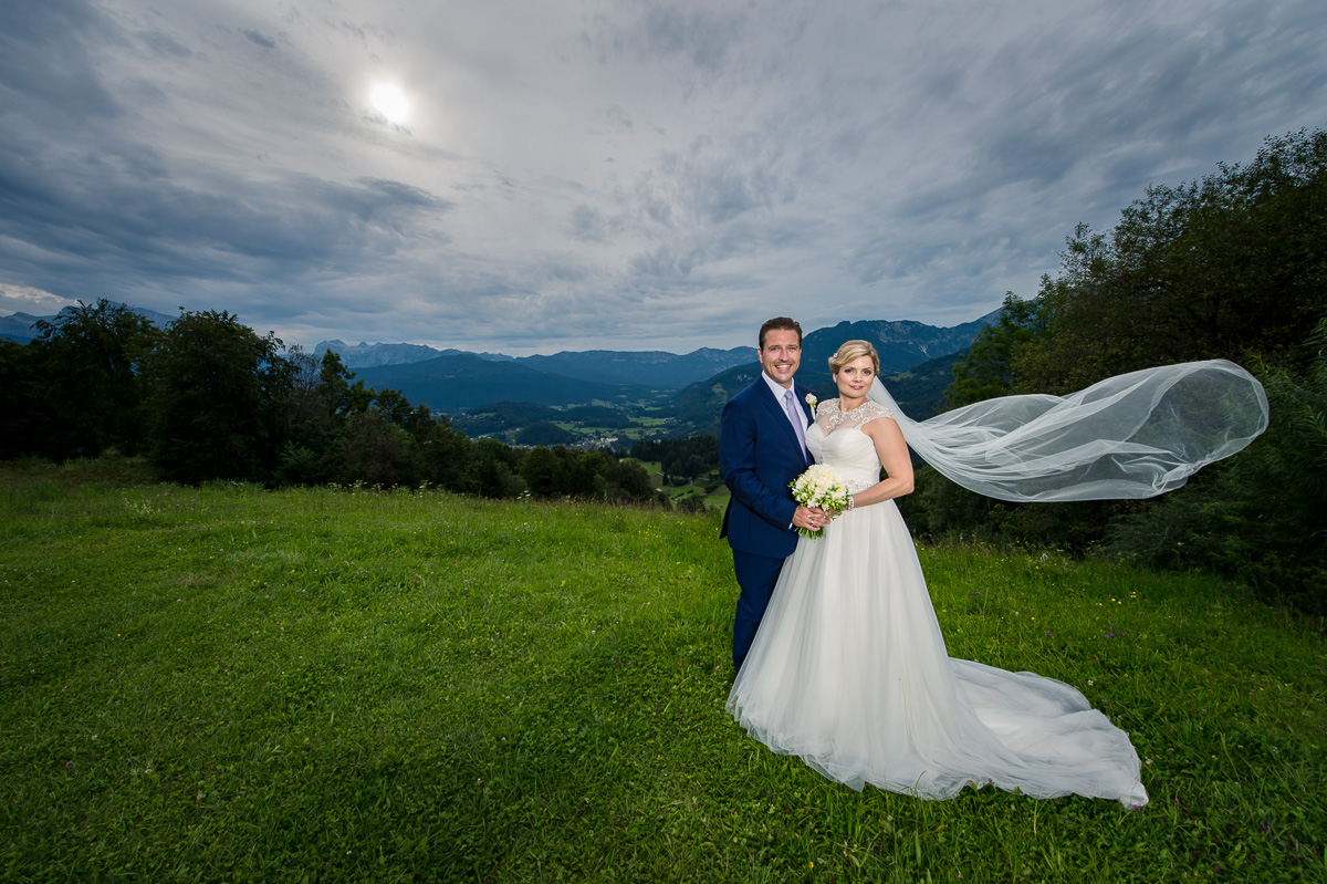 Im wunderbaren Hotel Kempinski in Berchtesgaden durfte ich auch diese Hochzeit der Familie von Lida und Clemens begleiten.  